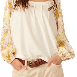 Free people top, super cute!!  Never worn